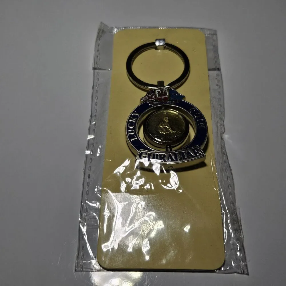 Lucky 5p Gibraltar Gold Tone Coin Silver Tone Spinner Key Ring Keychain